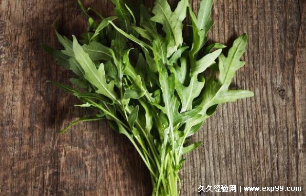 失眠最怕的2个蔬菜，芝麻菜和番茄(晚餐吃睡前就能见效)