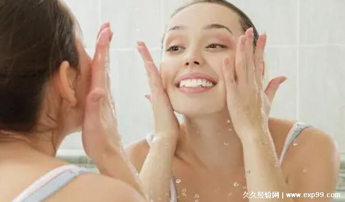 牙膏洗脸可以祛痘，使用不当会造成面部过敏(白色牙膏才能祛痘)